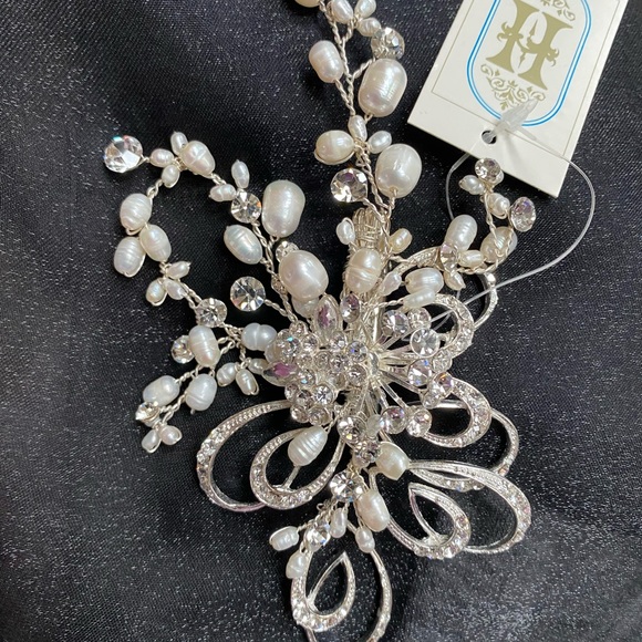 Hair clip - Picture 2 of 3